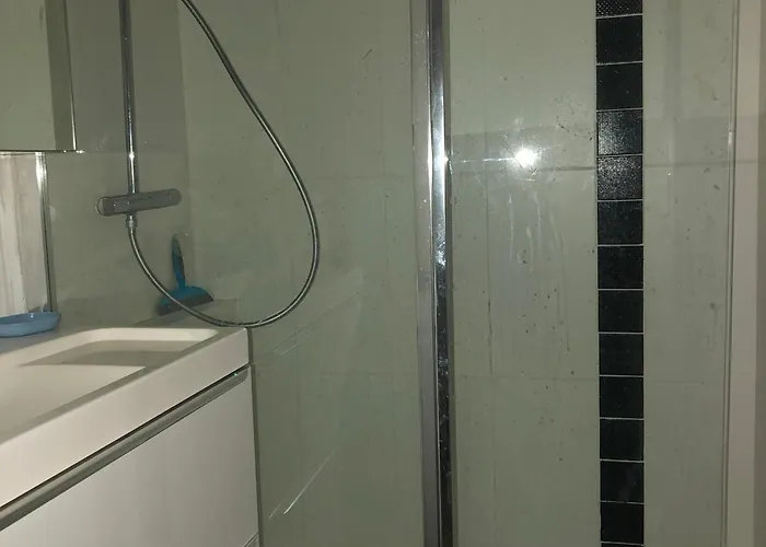 Lumineux 2 Etoiles Proche Thermes, Climatisation - Fr-1-503-134 Appartement *